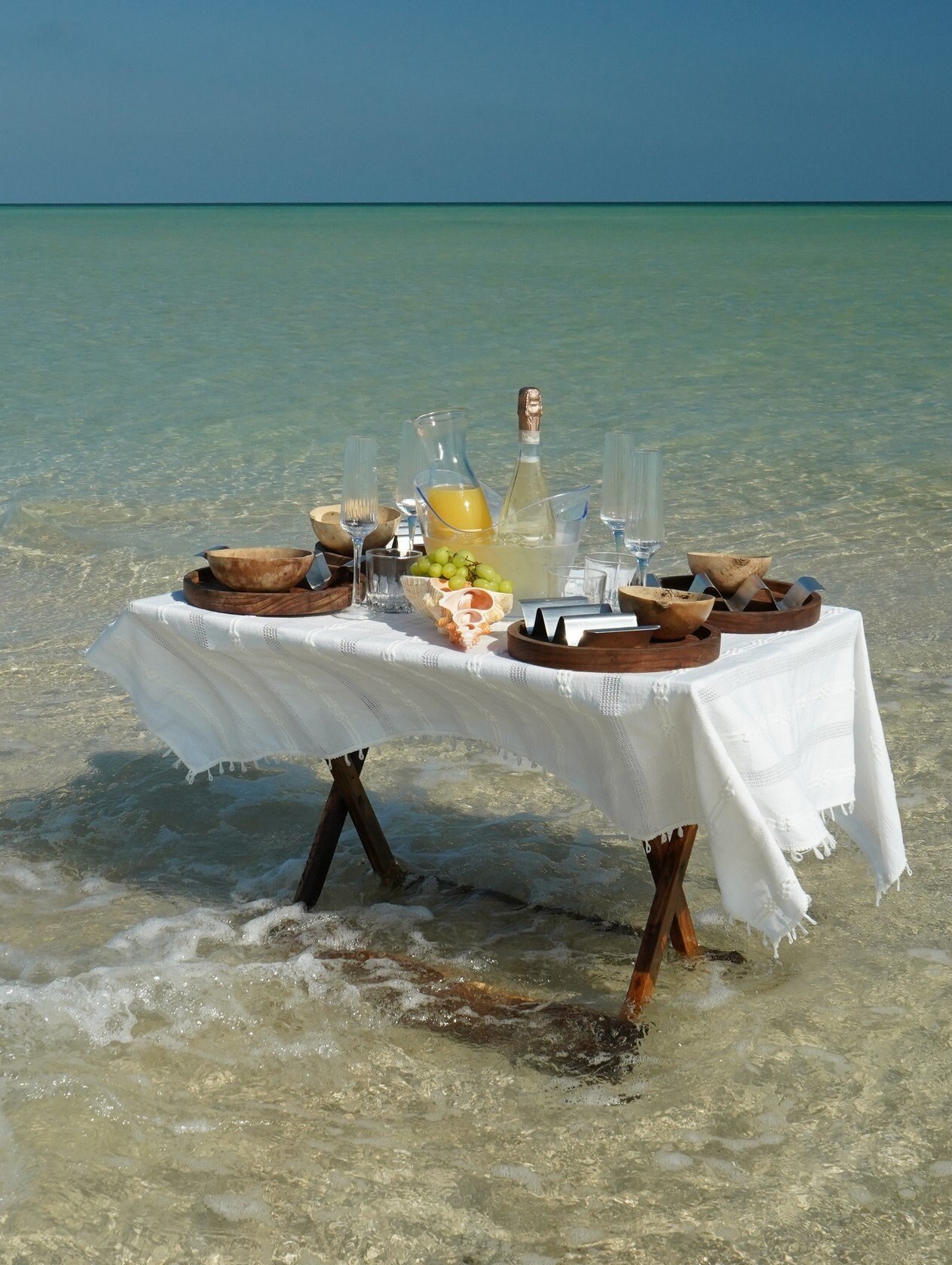 Celebra tu cumpleaños con un picnic en medio del mar en Sisal